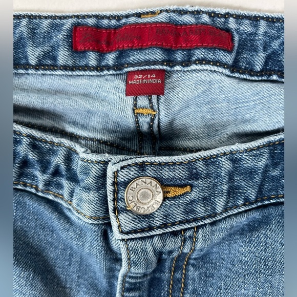 3 pair women’s shorts. All size 12 ,  Bandolino, Banana Republic, Seven 7 - Picture 9 of 14